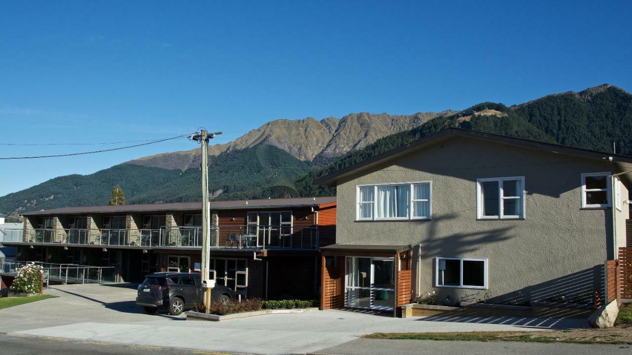 Autoline 4* Queenstown