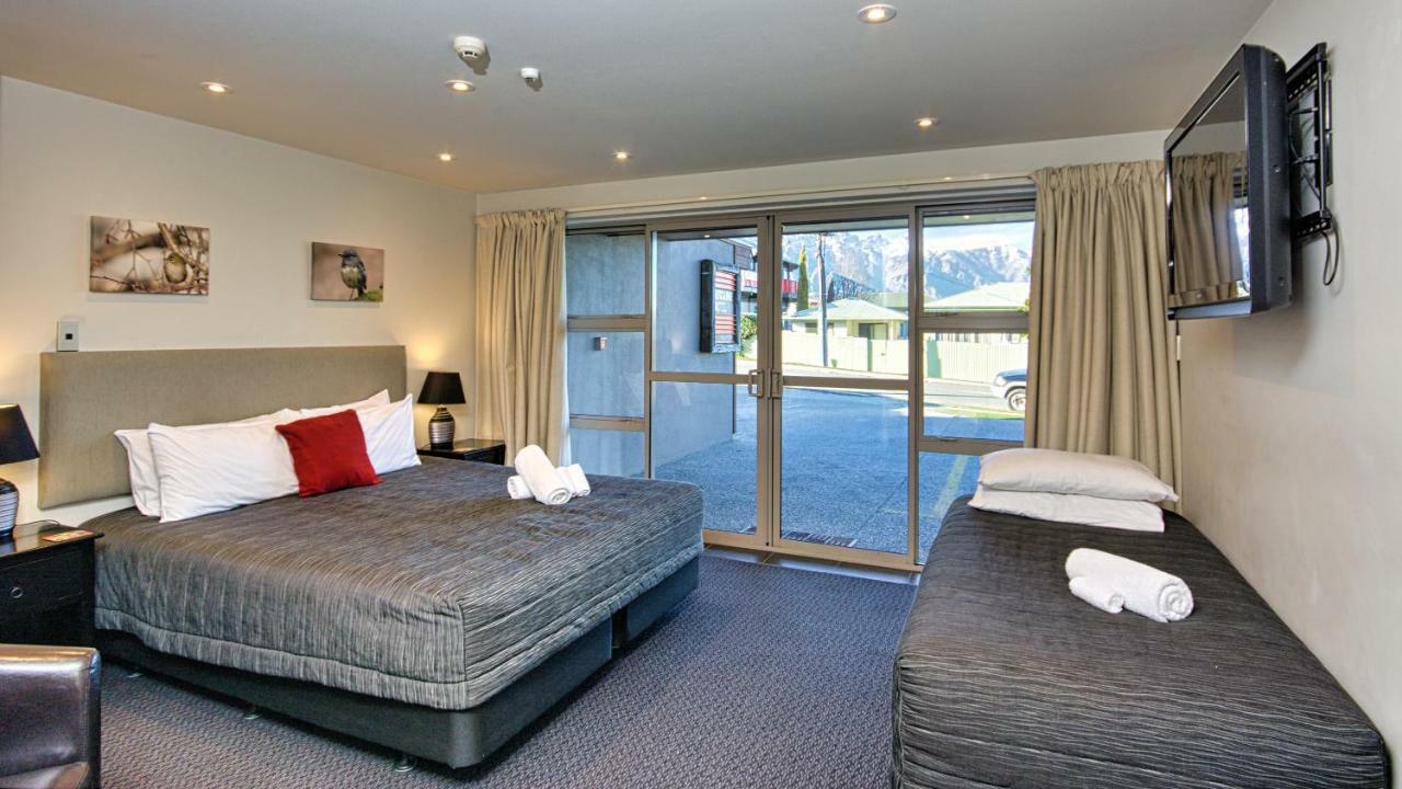 Autoline Motel 4*