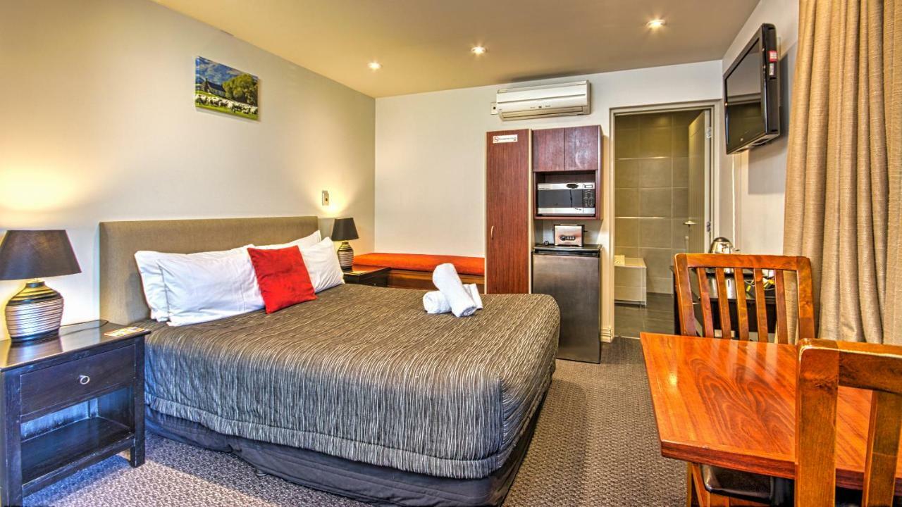 Autoline Motel 4*